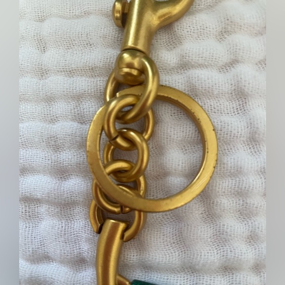 Cherry Keychain(Damaged) - Picture 2 of 2